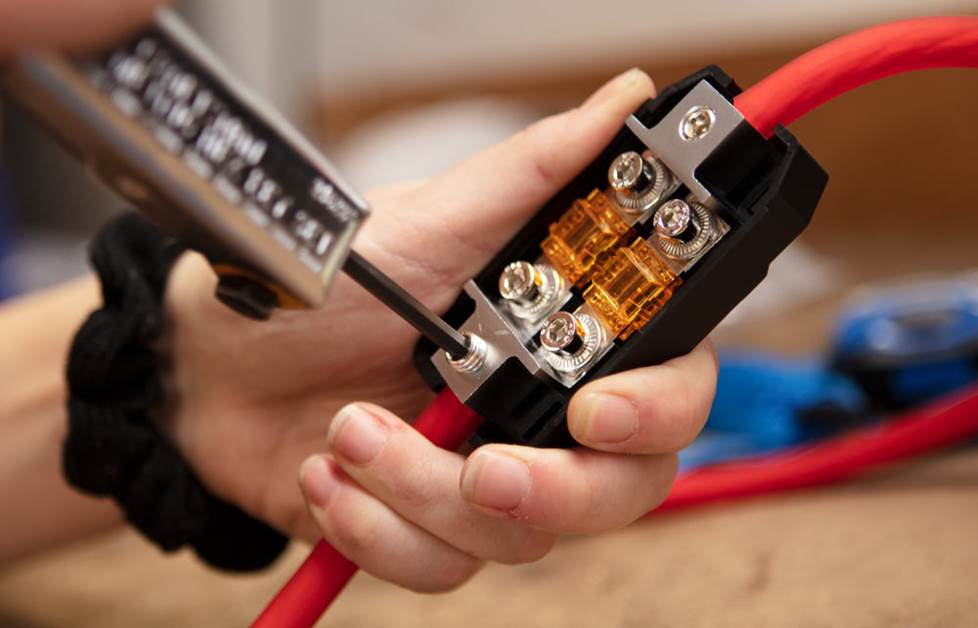 Car amplifier installation guide